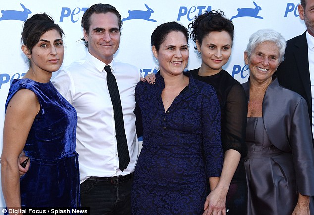 Summer, Joaquin, Liberty, Rain and Arlyn Phoenix at the PETA 35th anniversary River Phoenix Award.jpg